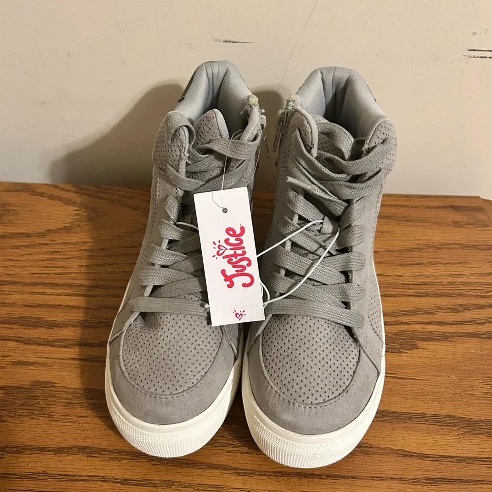 NWT Justice Girls Light Gray High-Top Sneakers Size 2